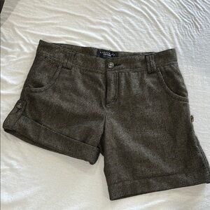 Sanctuary Brown Herringbone with lining Shorts Corduroy Style